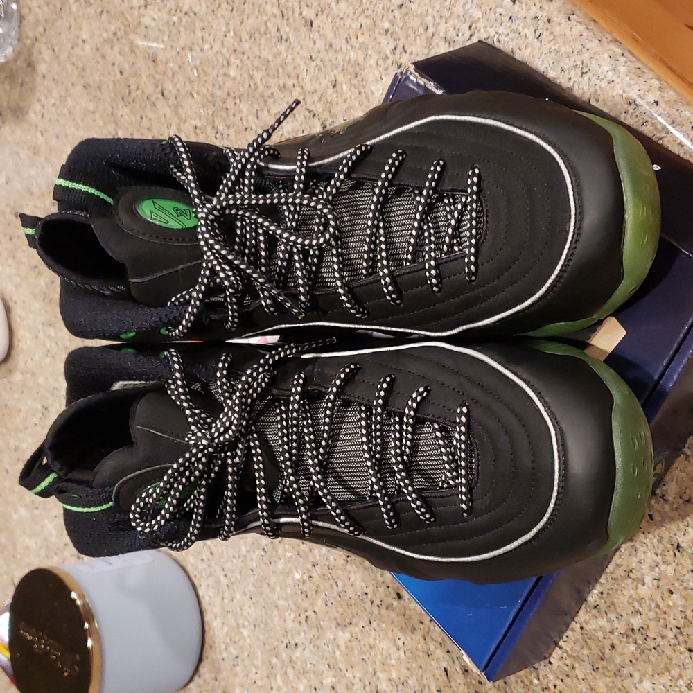 Nike Air 1/2 Cent